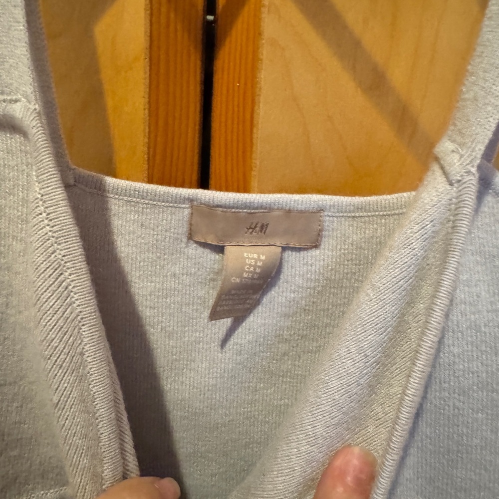 H&M tank - Picture 3 of 3